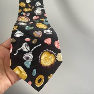 candy print tie